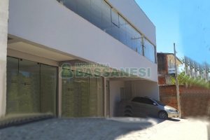 Loja com 90m², no bairro Centro em Caxias do Sul para Alugar