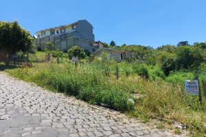 Terreno, no bairro Nossa Senhora das Graças em Caxias do Sul para Comprar