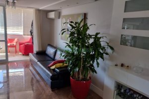 Apartamento com 186m², 3 dormitórios, 4 vagas, no bairro Pio X em Caxias do Sul para Comprar