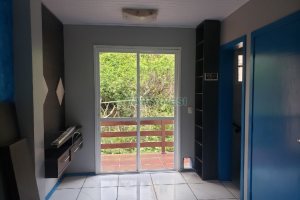 Sobrado com 180m², 2 dormitórios, 1 vaga, no bairro Charqueadas em Caxias do Sul para Comprar