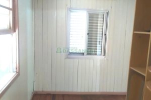 Casa com 90m², 2 dormitórios, 2 vagas, no bairro Planalto em Caxias do Sul para Comprar