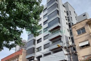 Apartamento, 3 dormitórios, 2 vagas, no bairro Centro em Caxias do Sul para Comprar