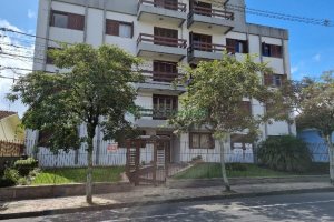 Apto Mobiliado com 99m², 3 dormitórios, 1 vaga, no bairro Medianeira em Caxias do Sul para Comprar