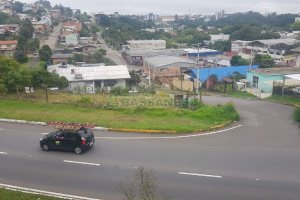 Terreno com 390m², no bairro Marechal Floriano em Caxias do Sul para Comprar