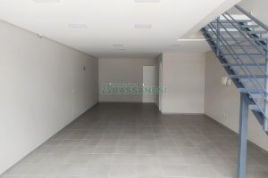 Loja com 121m², no bairro Santa Catarina em Caxias do Sul para Alugar