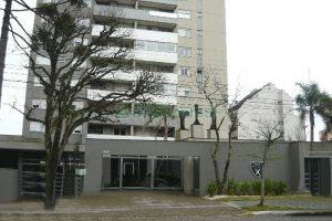 Apto Mobiliado com 174m², 3 dormitórios, 2 vagas, no bairro Lourdes em Caxias do Sul para Comprar