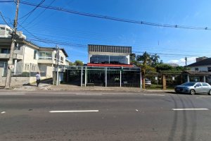 Loja com 196m², no bairro Lourdes em Caxias do Sul para Comprar