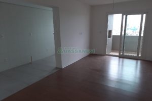 Apartamento com 92m², 3 dormitórios, 2 vagas, no bairro Rio Branco em Caxias do Sul para Comprar