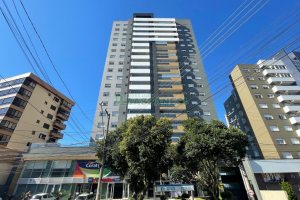 Apartamento com 92m², 3 dormitórios, 2 vagas, no bairro Rio Branco em Caxias do Sul para Comprar