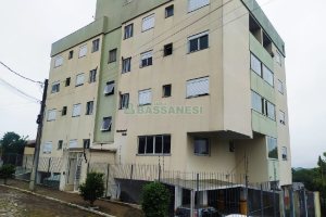 Apartamento com 52m², 2 dormitórios, 1 vaga, no bairro Charqueadas em Caxias do Sul para Comprar