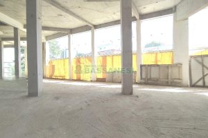 Loja com 450m², 4 vagas, no bairro Marechal Floriano em Caxias do Sul para Alugar