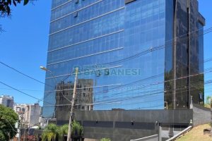 Sala Mobiliada com 20m², no bairro Lourdes em Caxias do Sul para Alugar