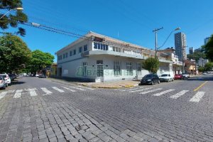 Loja com 500m², no bairro Centro em Caxias do Sul para Alugar ou Comprar