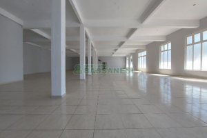 Loja com 500m², no bairro Centro em Caxias do Sul para Alugar ou Comprar