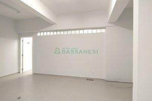 Sala com 142m², no bairro Santa Catarina em Caxias do Sul para Alugar