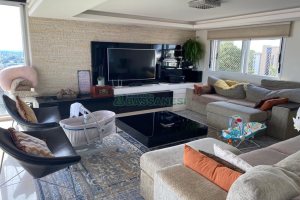 Apto Mobiliado com 270m², 4 dormitórios, 4 vagas, no bairro Madureira em Caxias do Sul para Comprar