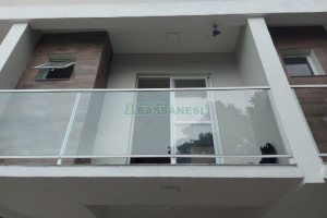 Casa com 56m², 2 dormitórios, 1 vaga, no bairro São Luiz em Caxias do Sul para Comprar