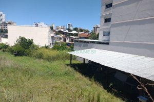 Terreno com 1350m², no bairro Pio X em Caxias do Sul para Comprar