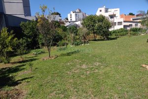 Terreno com 1349m², no bairro Pio X em Caxias do Sul para Comprar