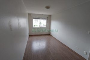 Apto Mobiliado com 65m², 2 dormitórios, 1 vaga, no bairro Pio X em Caxias do Sul para Alugar