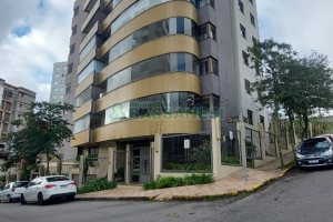 Apto/Cobertura com 248m², 3 dormitórios, 1 vaga, no bairro Sanvitto em Caxias do Sul para Comprar