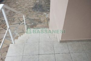 Casa com 80m², 2 dormitórios, 1 vaga, no bairro Esplanada em Caxias do Sul para Alugar