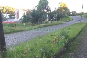 Terreno com 361m², no bairro Forqueta em Caxias do Sul para Comprar