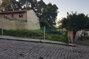 Terreno com 360m², no bairro Sanvitto em Caxias do Sul para Comprar