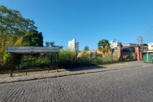 Terreno com 200m², no bairro Cinqüentenário em Caxias do Sul para Alugar