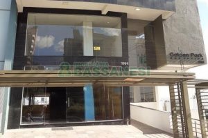 Loja com 350m², 1 vaga, no bairro Centro em Caxias do Sul para Alugar