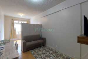 Apto Mobiliado com 30m², 1 dormitório, no bairro Centro em Caxias do Sul para Alugar