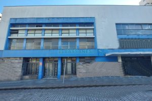 Predio com 3888m², no bairro Centro em Caxias do Sul para Alugar ou Comprar