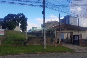 Terreno, no bairro Parque Oasis em Caxias do Sul para Comprar