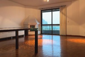Apartamento com 147m², 3 dormitórios, 1 vaga, no bairro Centro em Caxias do Sul para Alugar ou Comprar