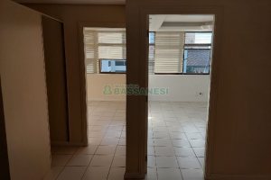 Sala com 52m², 1 vaga, no bairro Centro em Caxias do Sul para Comprar