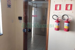 Sala com 52m², 1 vaga, no bairro Centro em Caxias do Sul para Comprar