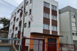 Predio, 2 dormitórios, 1 vaga, no bairro Centro em Caxias do Sul para Comprar