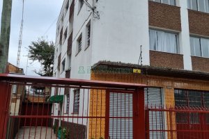 Predio, 2 dormitórios, 1 vaga, no bairro Centro em Caxias do Sul para Comprar