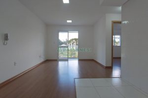 Apartamento com 54m², 2 dormitórios, 1 vaga, no bairro Vinhedos em Caxias do Sul para Comprar