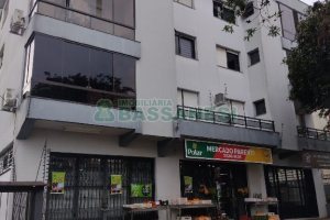 Apartamento com 131m², 3 dormitórios, 2 vagas, no bairro Rio Branco em Caxias do Sul para Comprar