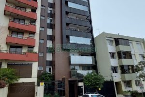 Apartamento com 189m², 3 dormitórios, 3 vagas, no bairro Centro em Caxias do Sul para Comprar