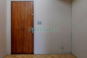 Sala com 70m², no bairro Centro em Caxias do Sul para Alugar