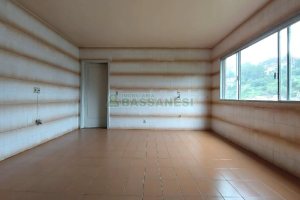 Apartamento com 52m², 2 dormitórios, no bairro São Leopoldo em Caxias do Sul para Alugar