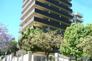 Apto Mobiliado com 600m², 3 dormitórios, 4 vagas, no bairro Centro em Caxias do Sul para Comprar