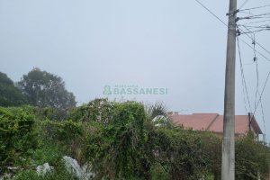 Terreno, no bairro Charqueadas em Caxias do Sul para Comprar