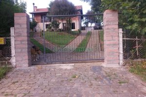 Chácara com 180m², 4 dormitórios, 2 vagas, no bairro Apanhador em Caxias do Sul para Comprar