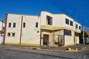 Pavilhão com 450m², no bairro São José em Caxias do Sul para Comprar
