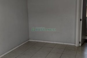 Sobrado com 73m², 3 dormitórios, 1 vaga, no bairro Esplanada em Caxias do Sul para Comprar