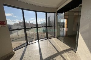 Sala com 400m², 10 vagas, no bairro Pio X em Caxias do Sul para Alugar