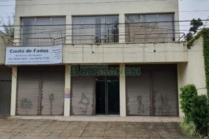Loja com 402m², no bairro Cristo Redentor em Caxias do Sul para Comprar